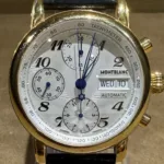 Détail du cadran argenté de la montre Montblanc chronographe